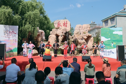 旅居小山村　亲近烟火气——云南昆明市东村社区的“破圈”密码