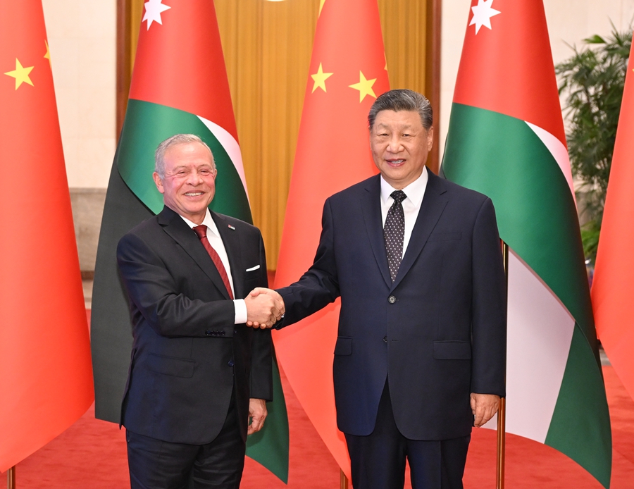 习近平会见约旦国王阿卜杜拉二世：推动中约战略伙伴关系迈向更深